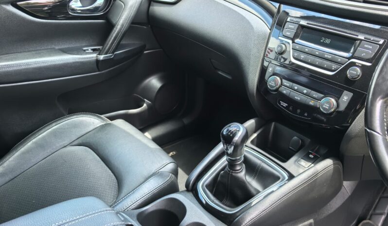 2019 Nissan Qashqai full