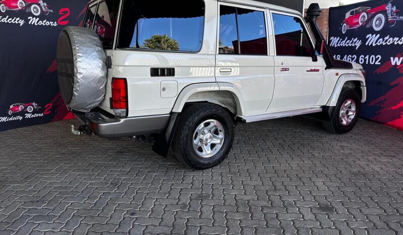 2022 Toyota Landcruiser 76 4.5D V8 full