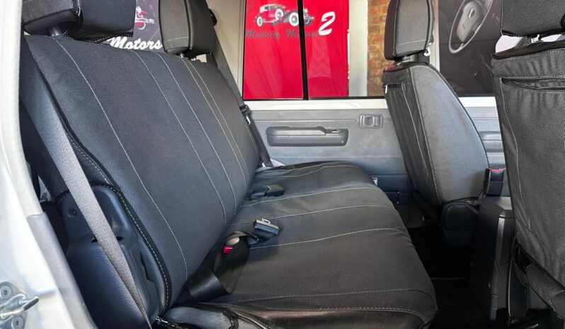 2022 Toyota Landcruiser 76 4.5D V8 full