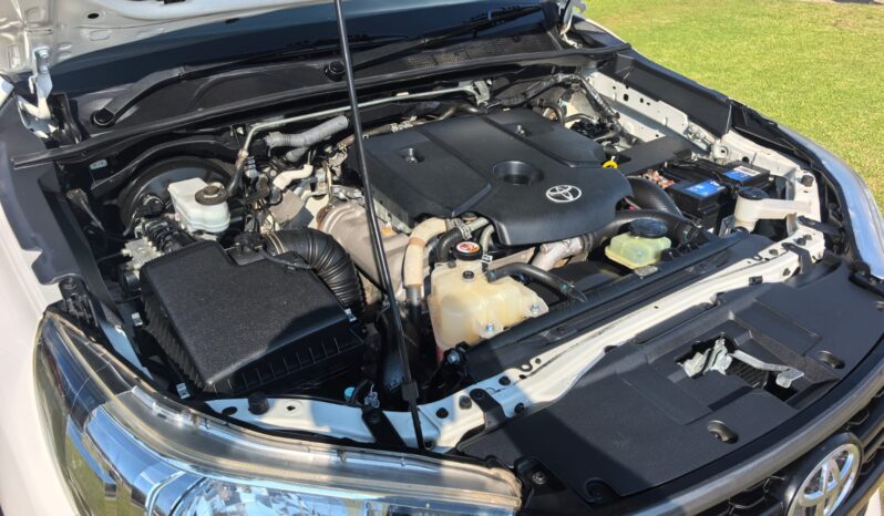 2019 Toyota Hilux 2.4GD-6 SRX Double Cab full