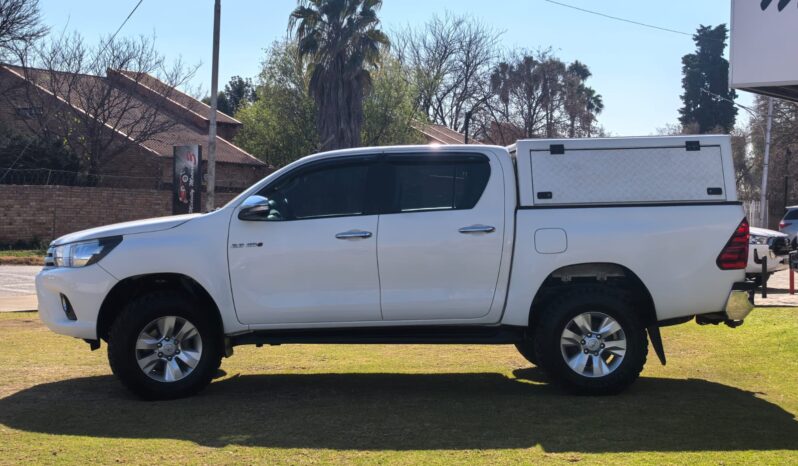 2017 Toyota Hilux 2.8GD-6 Raider 4×4 Double Cab full