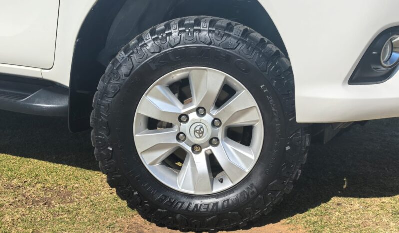 2017 Toyota Hilux 2.8GD-6 Raider 4×4 Double Cab full