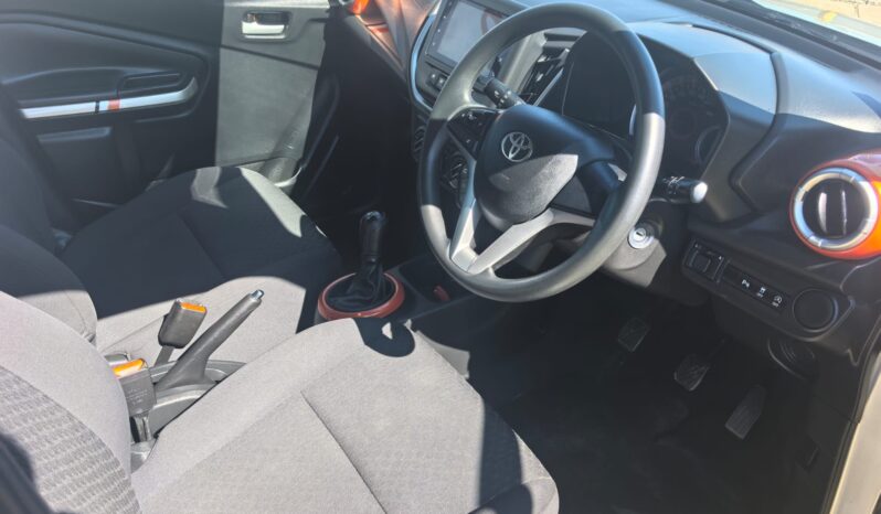 2024 Toyota Vitz 1.0 XR X-Cite full
