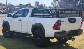 2022 Toyota Hilux 2.8GD-6 Legend 4×4 Manual Extended Cab full
