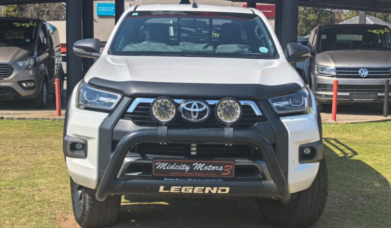 2022 Toyota Hilux 2.8GD-6 Legend 4×4 Manual Extended Cab full