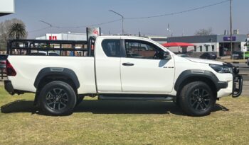 2022 Toyota Hilux 2.8GD-6 Legend 4×4 Manual Extended Cab full
