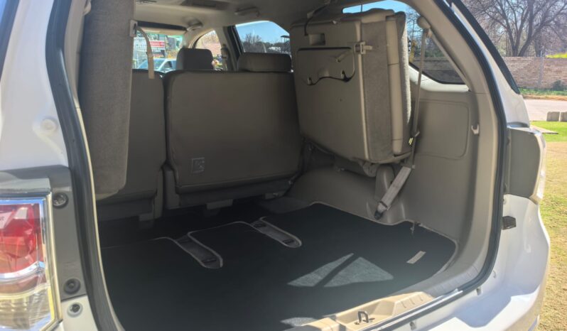 2012 Toyota Fortuner 3.0D-4D RB Automatic full