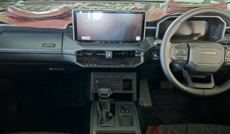 2026 Toyota Hilux 2.8GD-6 RB Raider X Automatic Extended Cab full