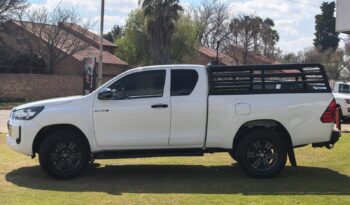 2022 Toyota Hilux 2.4GD-6 Raider Extended Cab full