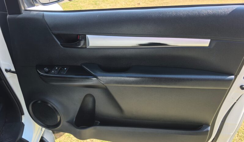 2022 Toyota Hilux 2.4GD-6 Raider Extended Cab full