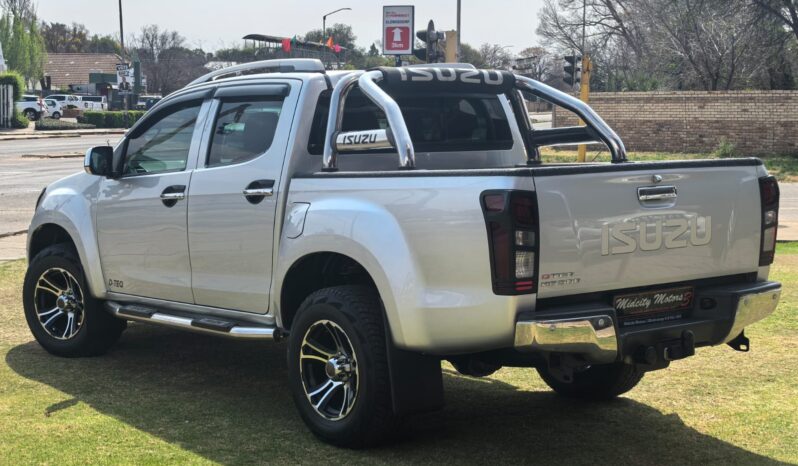 2016 Isuzu KB300 D-Teq LX Double Cab full
