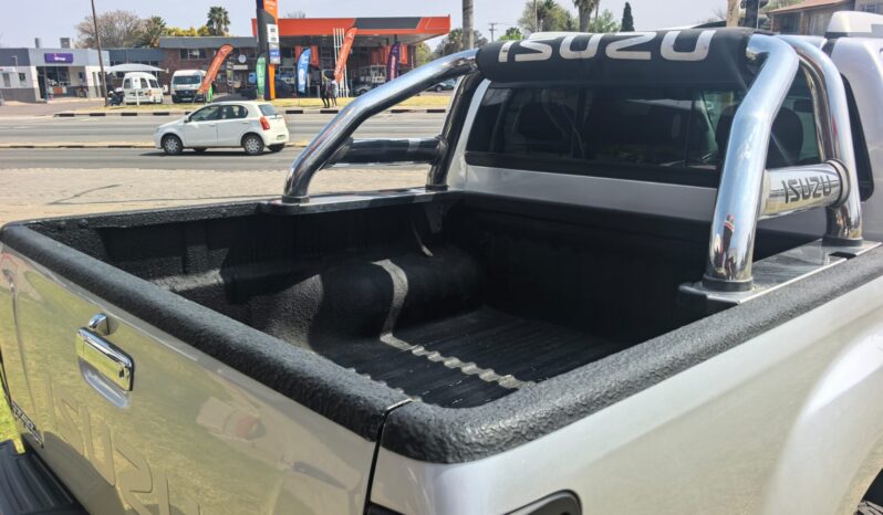 2016 Isuzu KB300 D-Teq LX Double Cab full