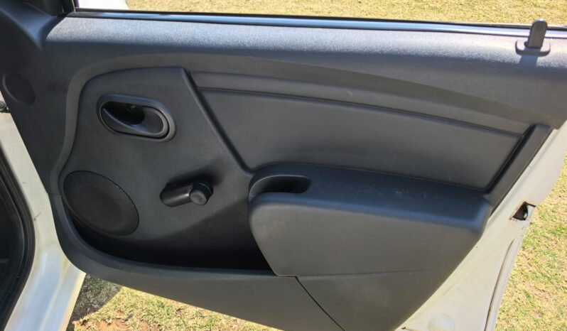 2015 Nissan NP200 1.5dCi Aircon Safety Pack full