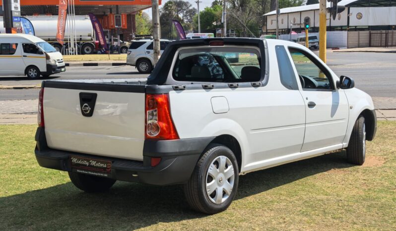 2015 Nissan NP200 1.5dCi Aircon Safety Pack full