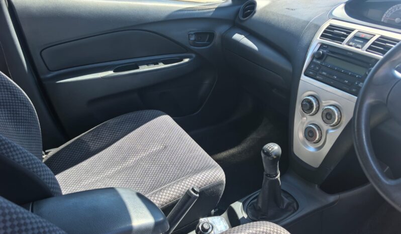 2008 Toyota Yaris T3+ Sedan full
