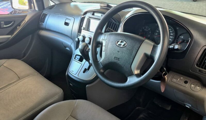 Hyundai H-1 2.5CRDi VGT Wagon Automatic full