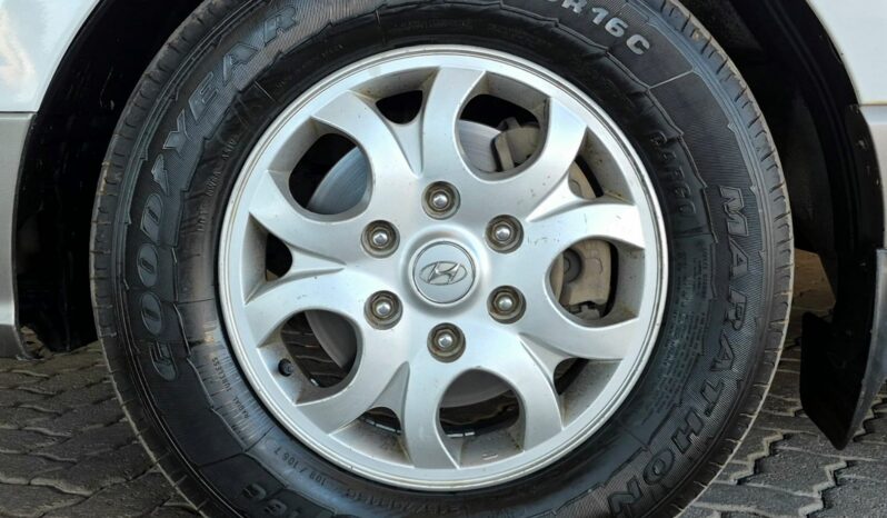 Hyundai H-1 2.5CRDi VGT Wagon Automatic full