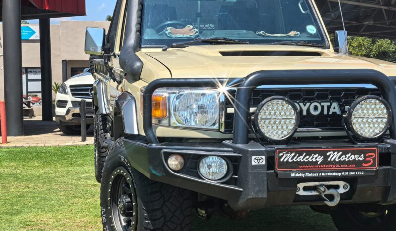 2019 Toyota Land Cruiser 79 4.5D LX V8 Single Cab full