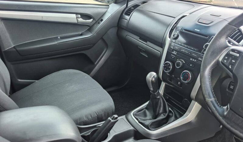 2016 Isuzu KB300 D-Teq LX Extended Cab full