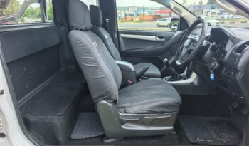 2016 Isuzu KB300 D-Teq LX Extended Cab full